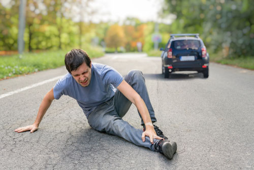 Man hit by SUV, pedestrian accident injuries in Naples Florida