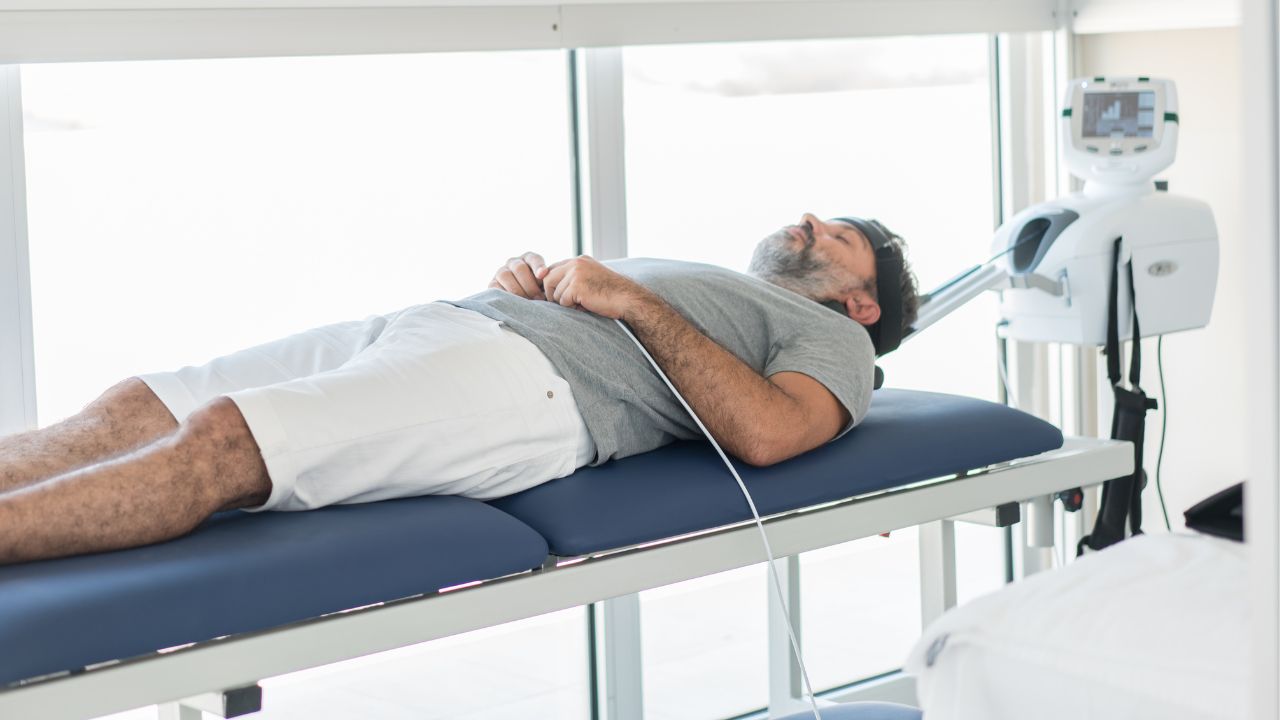 Mechanical Traction Therapy in Marco Island