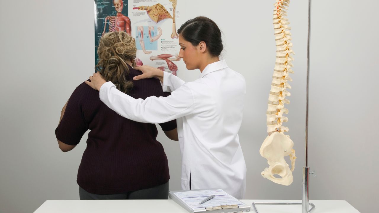How Much Does a Chiropractor Cost?